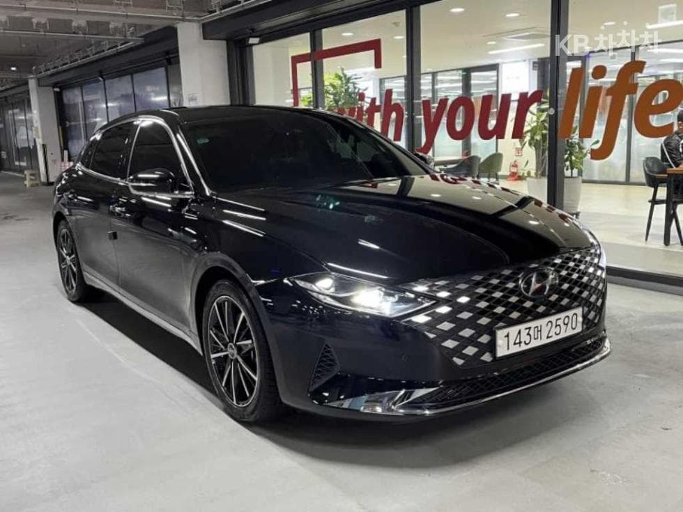 Hyundai The New (facelift) Grandeur (Azera) 2.5 Exclusive - Image 1