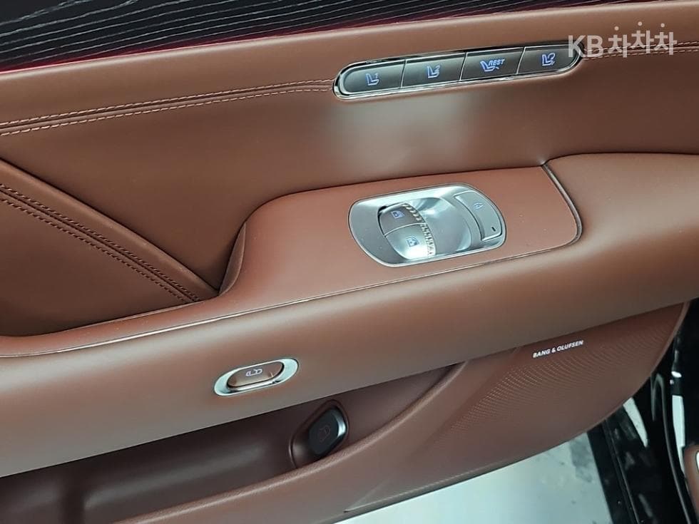 Genesis G90(RS4)3.5T AWD Standard - 15