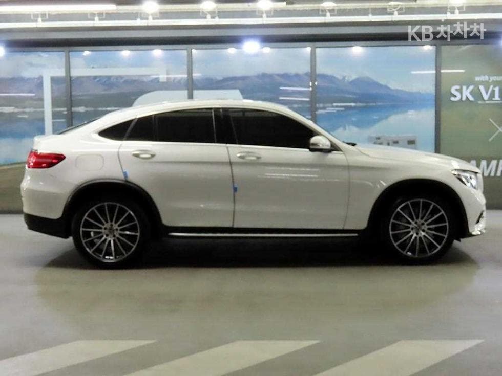 Mercedes-Benz GLC(X253)220 d 4Matic COUPE Premium - 3