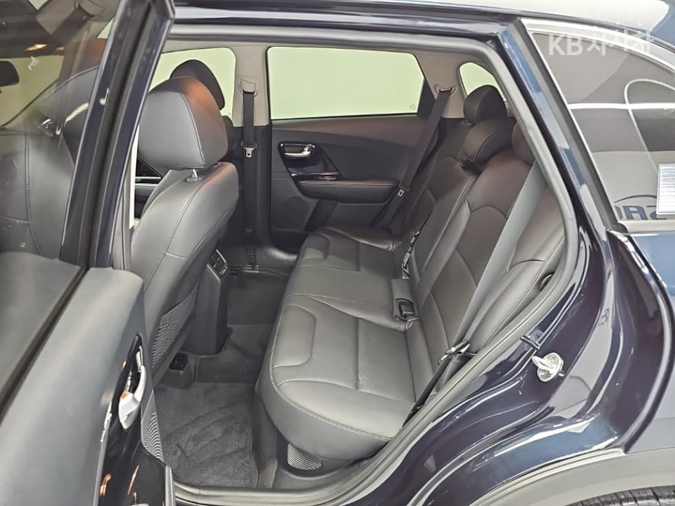 Kia Niro1.6 Prestige - 12