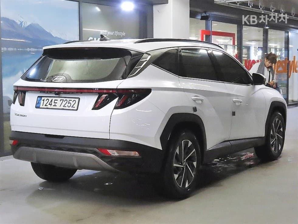 Hyundai The All New Tucson Hybrid(NX (Lexus SUV)4)1.6T HEV Inspiration - 4