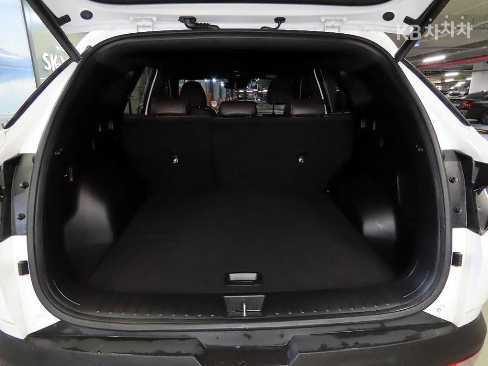 Hyundai The All New Tucson Hybrid(NX (Lexus SUV)4)1.6T HEV Inspiration - 16
