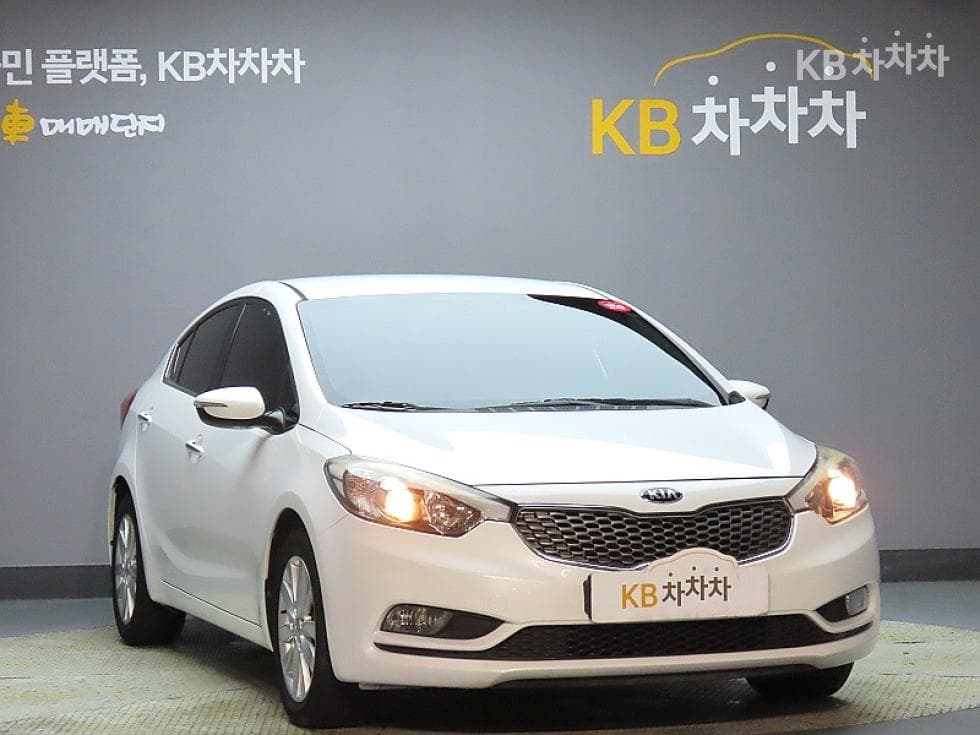 Kia K3Trendy - 3