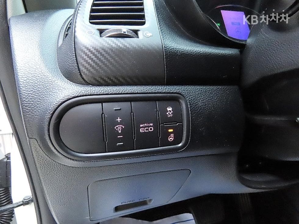 Kia K3Trendy - 12