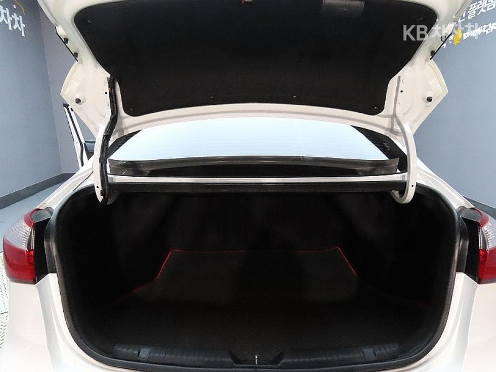 Kia K3Trendy - 19