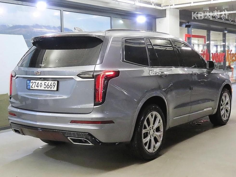 캐딜락 XT63.6 Gasoline SPORT - 4