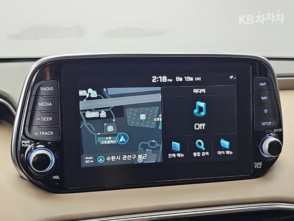 Hyundai Santa Fe TMDiesel 2.2 2WD Prestige - 16