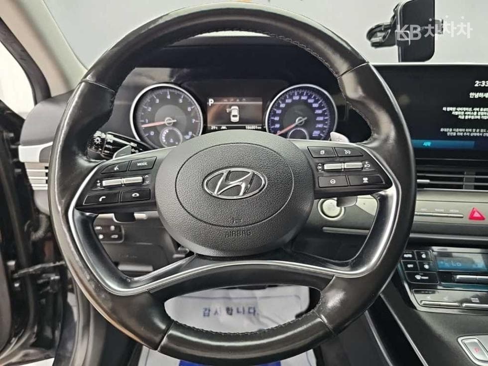 Hyundai The New (facelift) Grandeur (Azera)LPi 3.0 Rental car Premium - 9