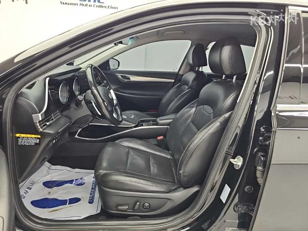 Hyundai The New (facelift) Grandeur (Azera)LPi 3.0 Rental car Premium - 11