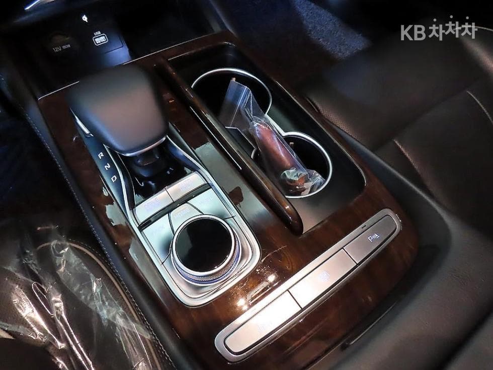 Kia 더 K93.8 GDI AWD 플래티넘Ⅱ - 12