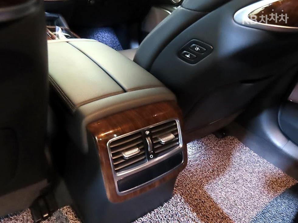 Kia 더 K93.8 GDI AWD 플래티넘Ⅱ - 14