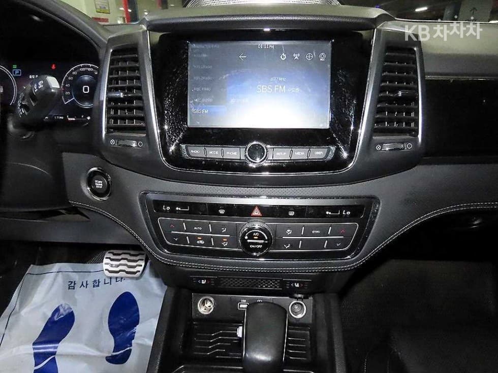 KG Mobility The New (facelift) Rexton 스포츠2.2 4WD Prestige - 10