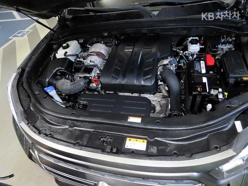 KG Mobility The New (facelift) Rexton 스포츠2.2 4WD Prestige - 18