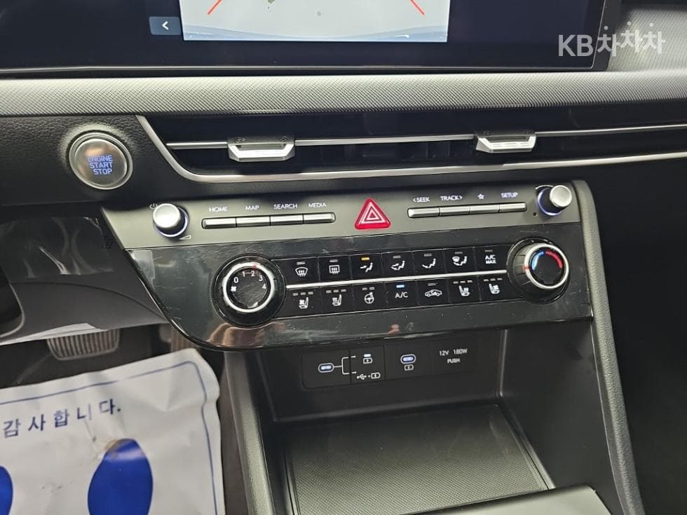 Hyundai Sonata The Edge (Sonata facelift)(DN8)2.0 LPG 사업자용 Business 1 - 10