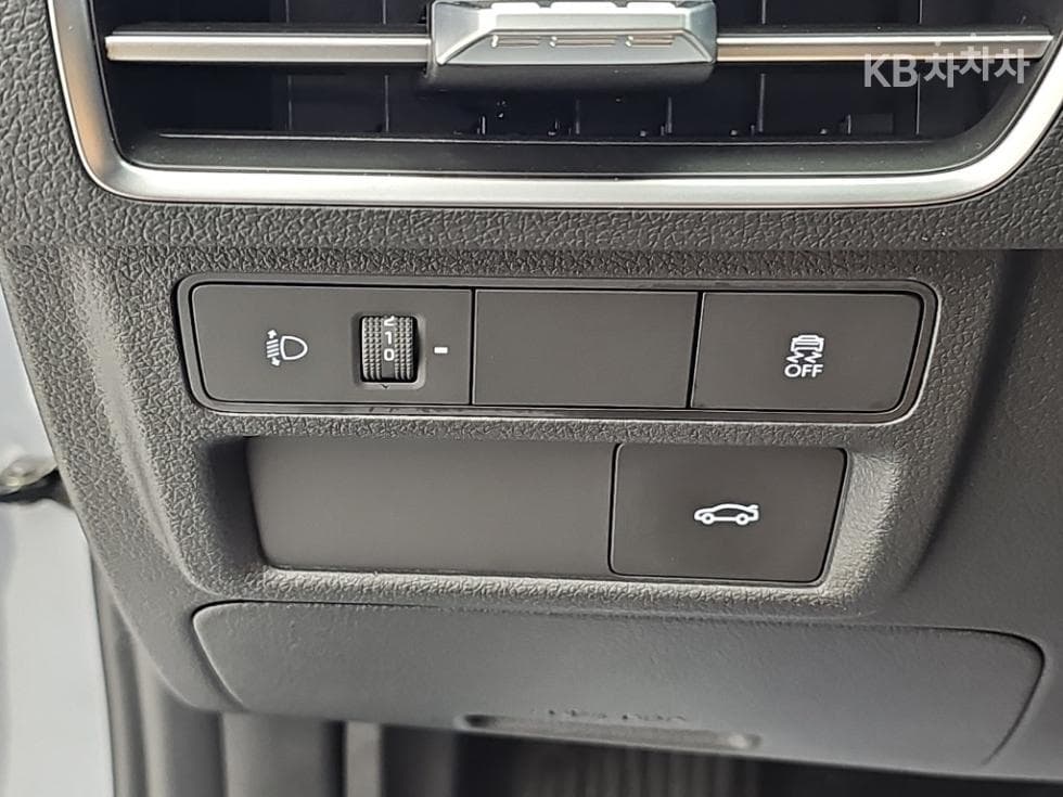 Hyundai Sonata The Edge (Sonata facelift)(DN8)2.0 LPG 사업자용 Business 1 - 18