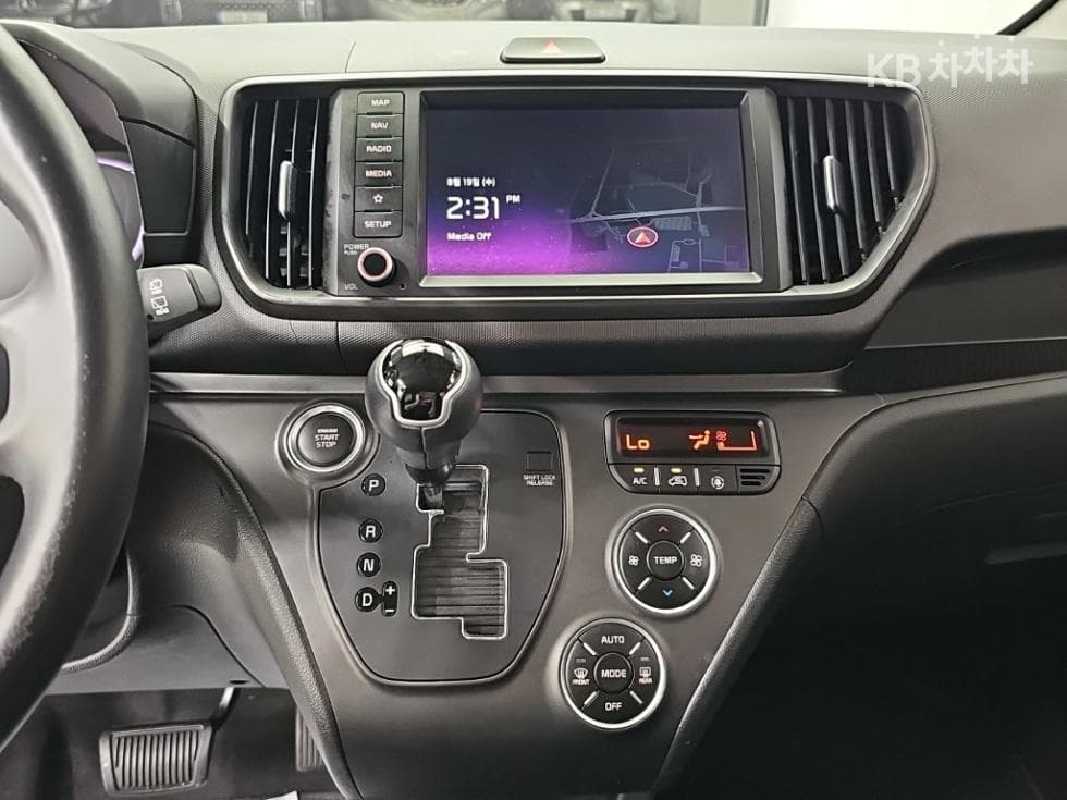 Kia The New (facelift) Kia Ray (van)1.0 Gasoline Prestige - 10
