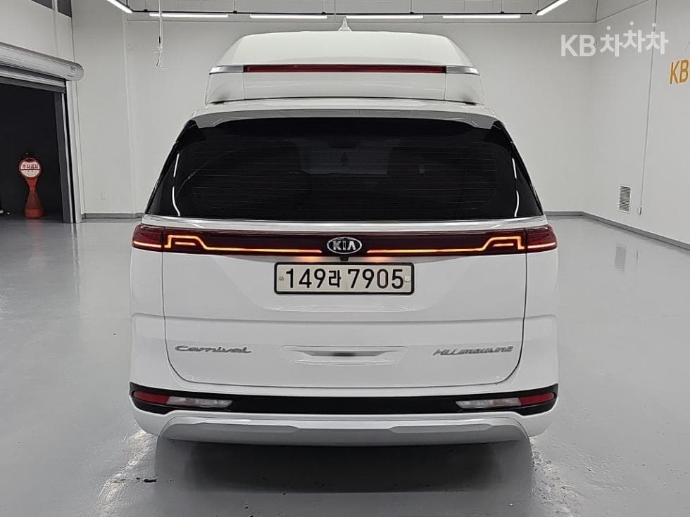 Kia Carnival 4th generationHigh Limousine (Carnival) G3.5 GDI 9-seater Signature - 3