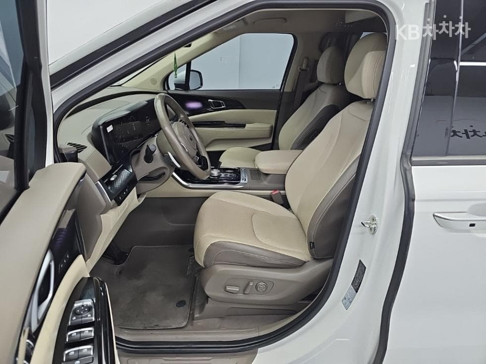 Kia Carnival 4th generationHigh Limousine (Carnival) G3.5 GDI 9-seater Signature - 11