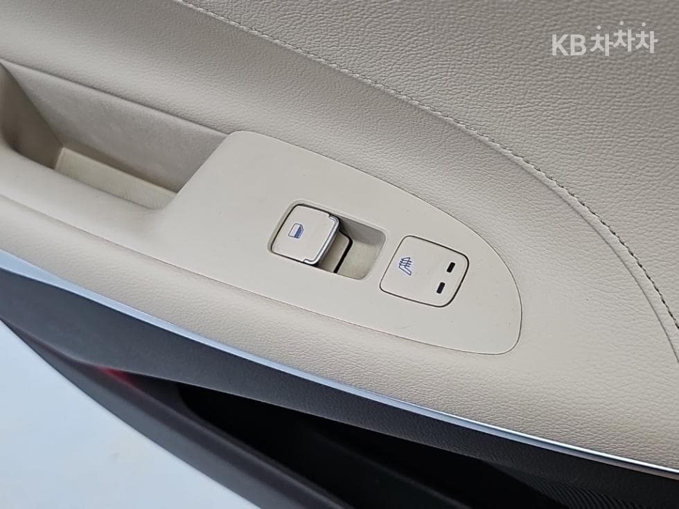 Hyundai Grandeur (Azera)IG HybridExclusive Standard - 14