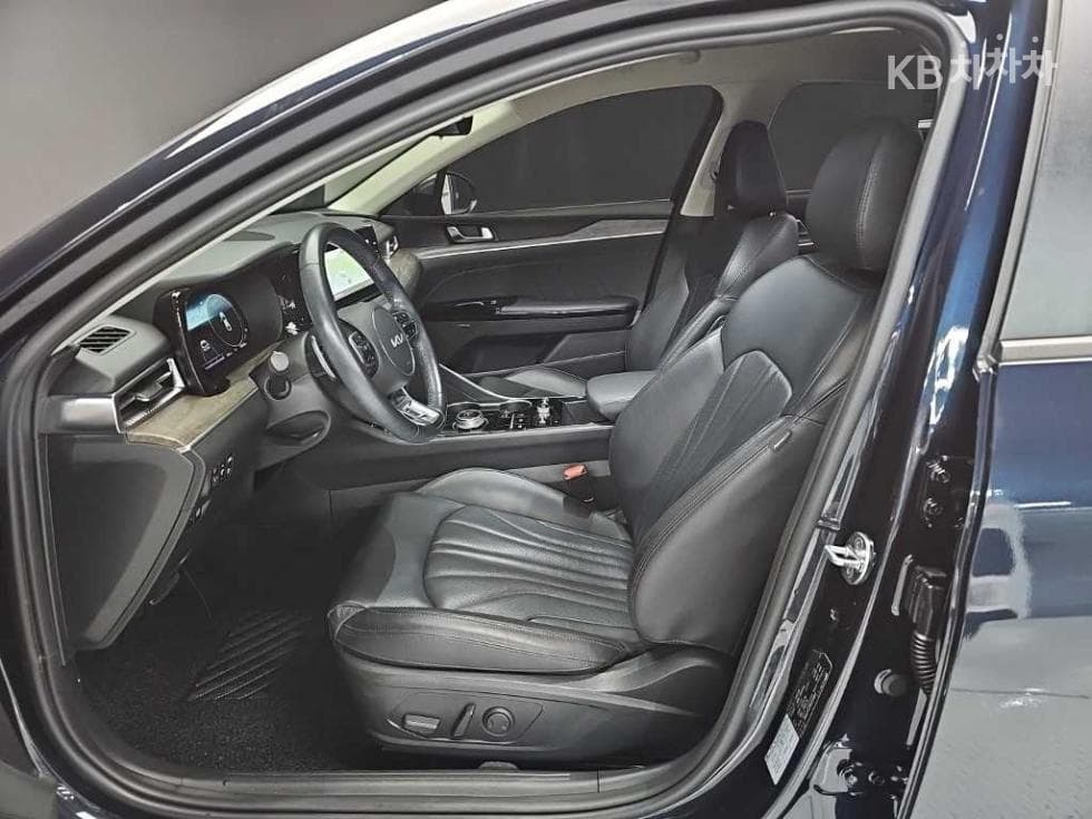 Kia K5 Hybrid 3rd Gen2.0 HEV Signature - 11