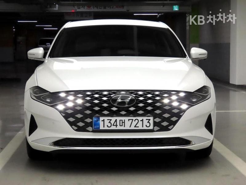 Хюндай The New (фейслифт) Grandeur (Azera) Хибрид2.4 Le Blanc - 2
