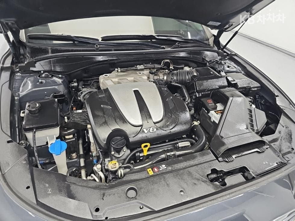 Hyundai Grandeur (Azera)IGDisabled-accessible 3.0 LPi Premium Special (special feature/edition) - 5