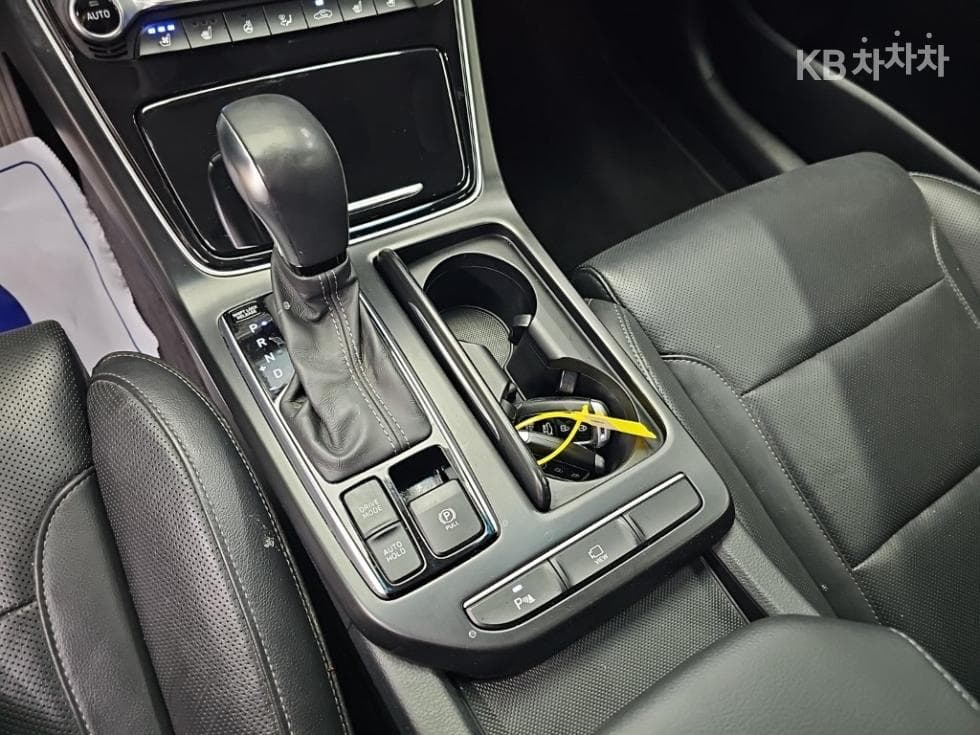Hyundai Grandeur (Azera)IGDisabled-accessible 3.0 LPi Premium Special (special feature/edition) - 8