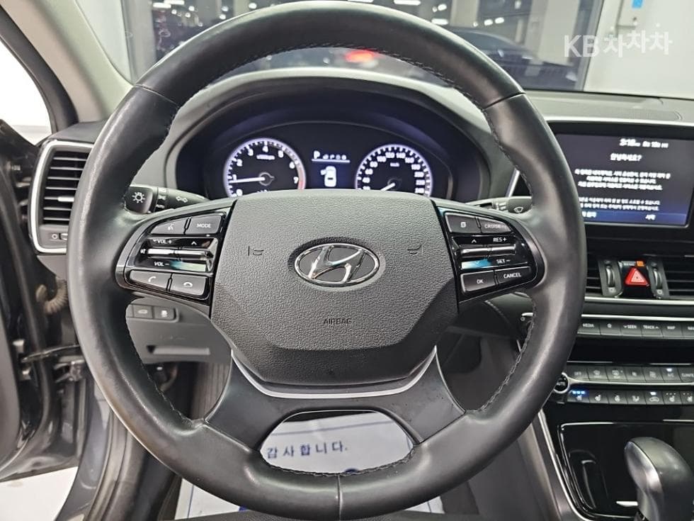 Hyundai Grandeur (Azera)IGDisabled-accessible 3.0 LPi Premium Special (special feature/edition) - 9