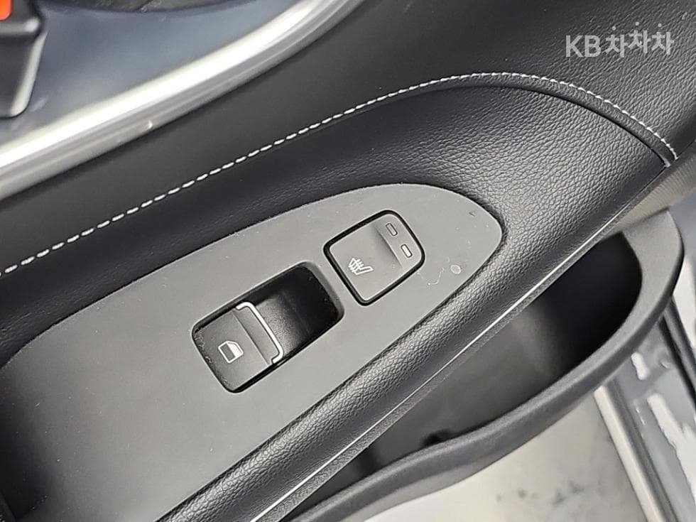Hyundai Grandeur (Azera)IGDisabled-accessible 3.0 LPi Premium Special (special feature/edition) - 14