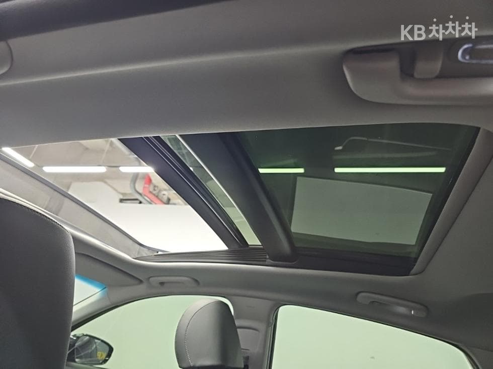 Hyundai Grandeur (Azera)IGDisabled-accessible 3.0 LPi Premium Special (special feature/edition) - 15