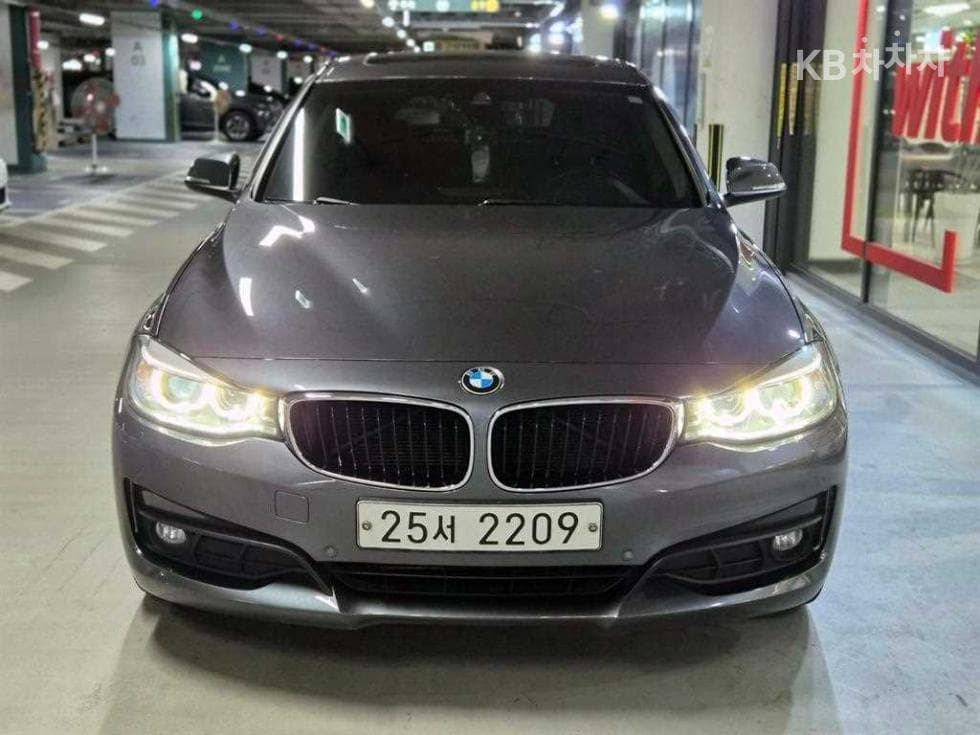 BMW Gran Turismo3 Series GT 320d F34 xDrive - 2