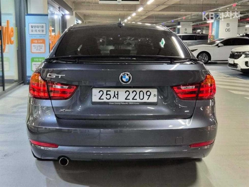 BMW Gran Turismo3 Series GT 320d F34 xDrive - 5