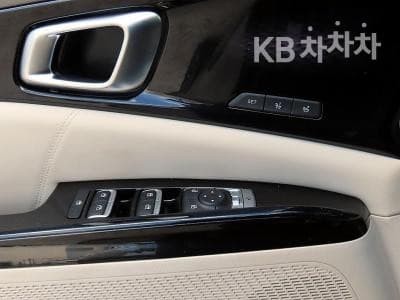 Kia Carnival 4th generationD2.2 7-seater (Limousine) Signature - 11