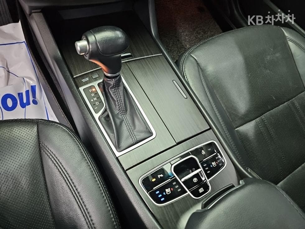 Kia K72.4 GDI Prestige - 8