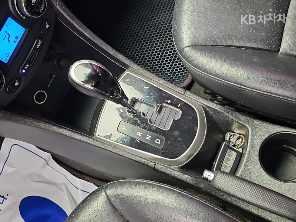 Hyundai Accent(신형)1.6 GDi Top - 8