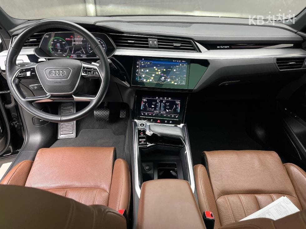 Ауди e-tron55 quattro Стандартен - 7