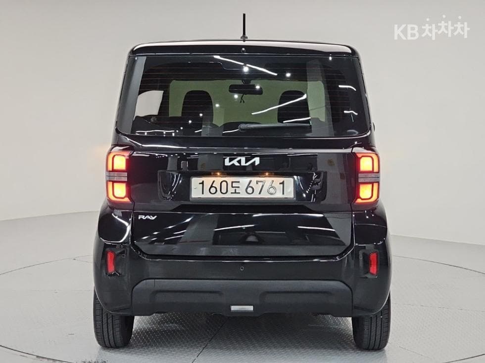 Kia The New (facelift) Kia Ray (van)1.0 Gasoline Standard - 3