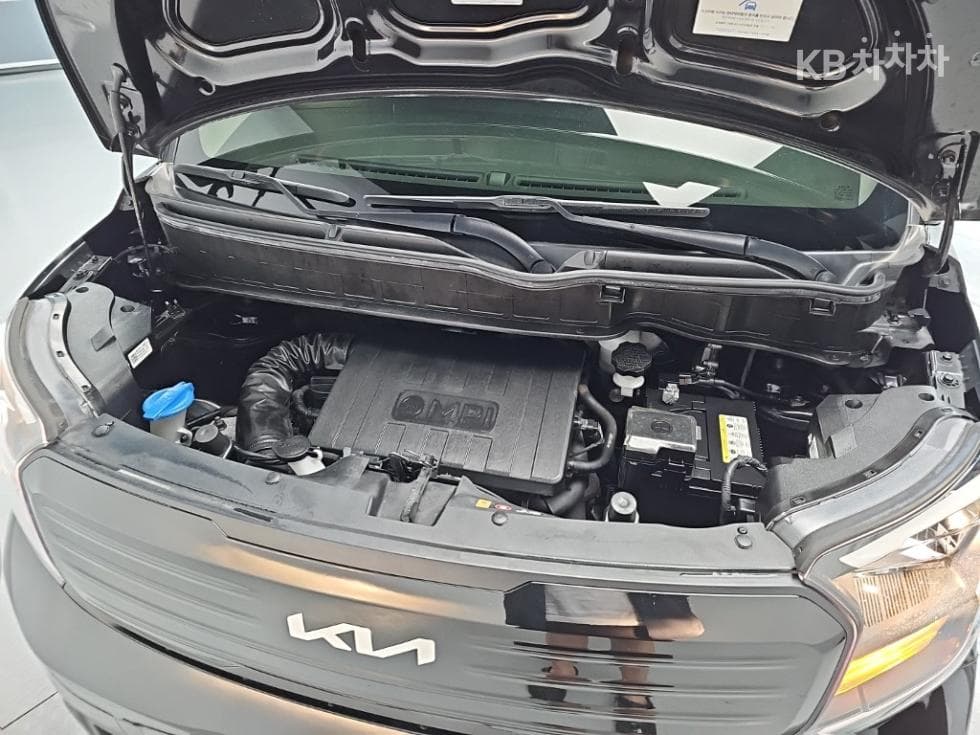 Kia The New (facelift) Kia Ray (van)1.0 Gasoline Standard - 5
