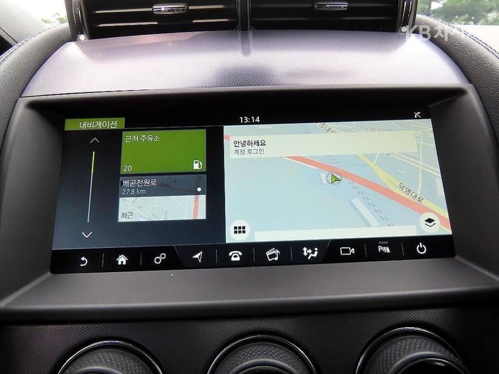 Jaguar F-TYPE2.0 P300 Coupe - 13