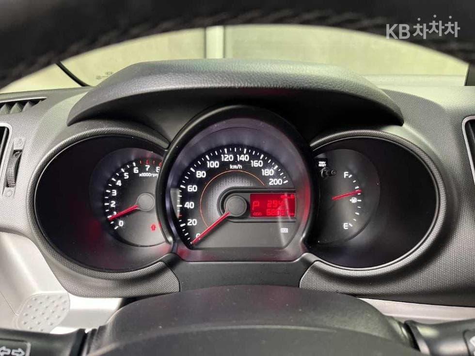 Kia Ray (van)1.0 Gasoline Luxury - 8
