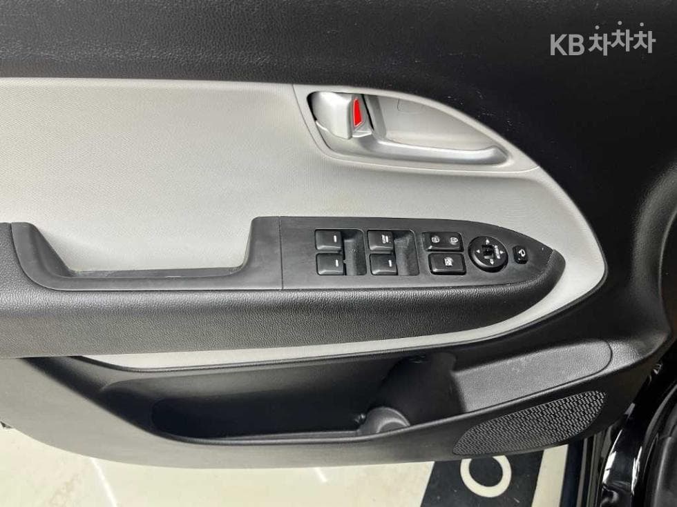 Kia Ray (van)1.0 Gasoline Luxury - 11