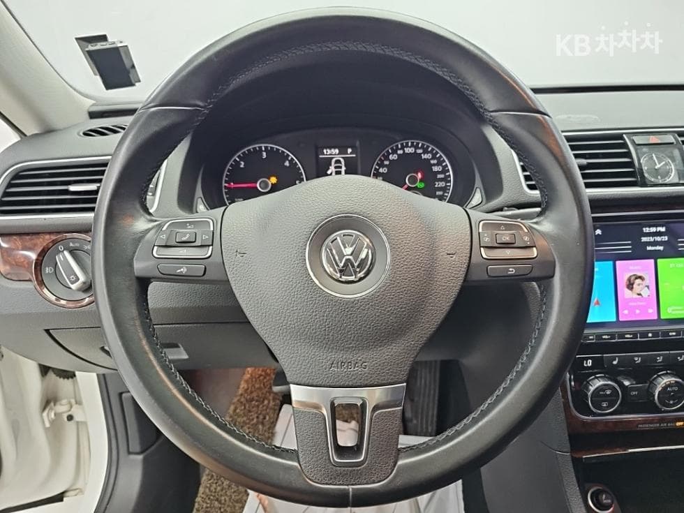 Volkswagen 더NewPassat2.0 Turbo Diesel Injection B7 - 9