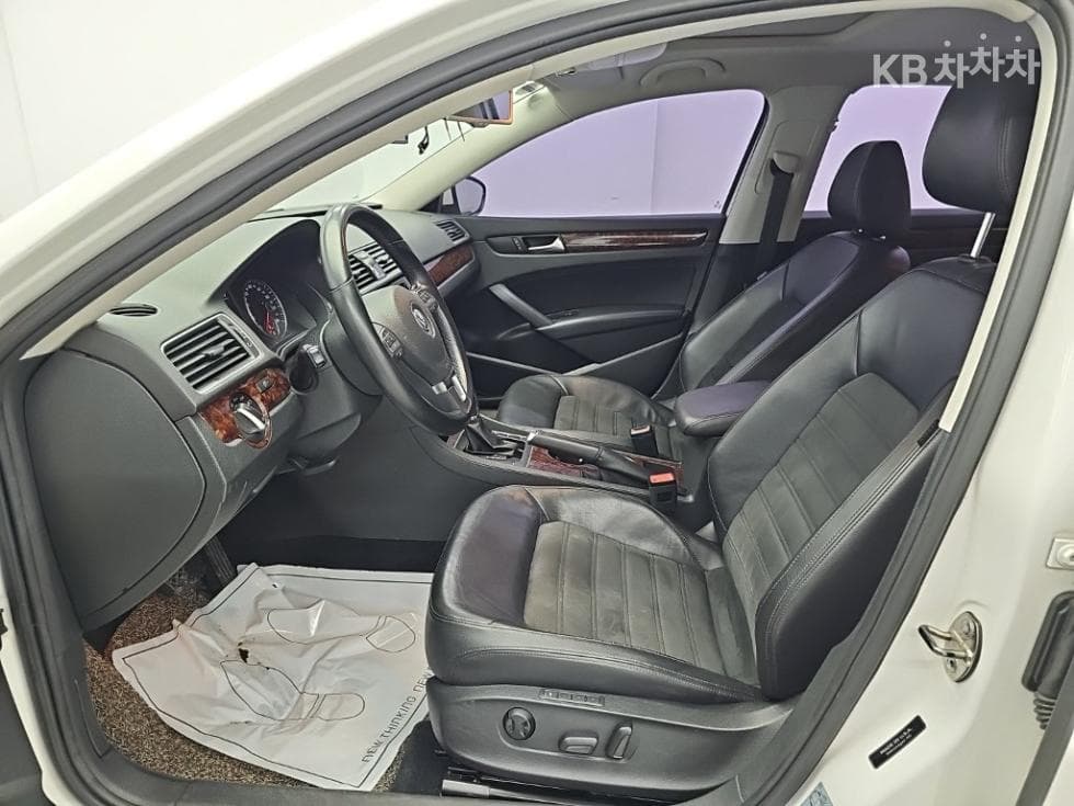 Volkswagen 더NewPassat2.0 Turbo Diesel Injection B7 - 11