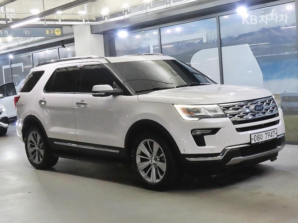 Ford New Explorer 2.3 EcoBoost 4WD Limited - Image 1