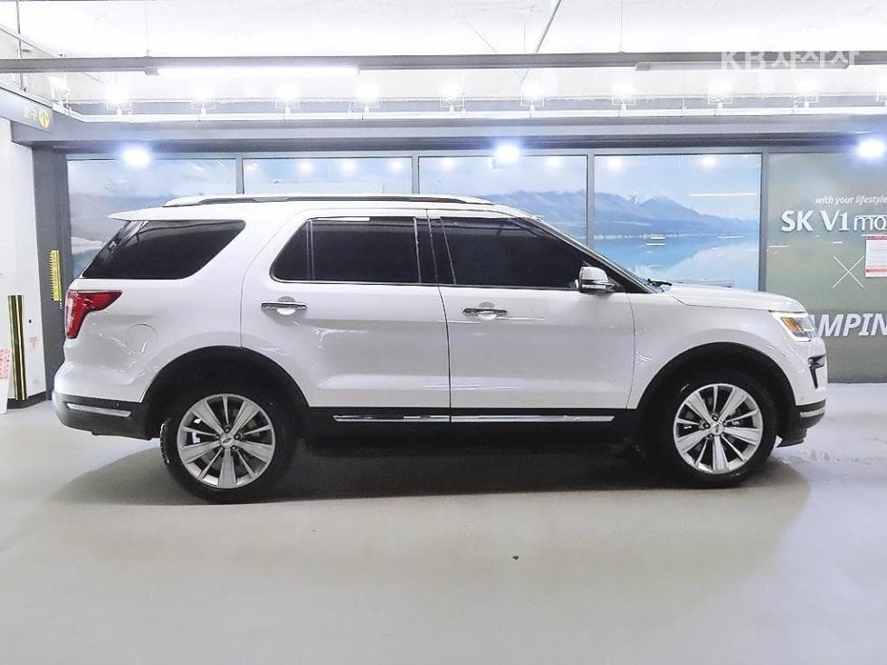Ford New Explorer2.3 EcoBoost 4WD Limited - 3