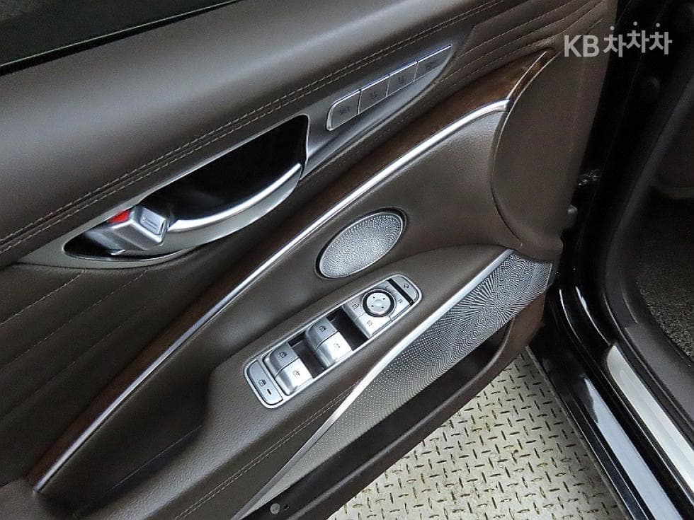 Kia 더 K93.8 GDI AWD 플래티넘Ⅲ - 13