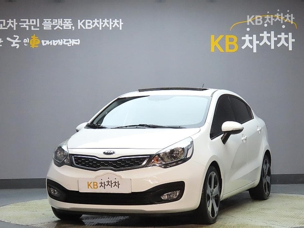 Kia All New Pride / Rio 1.6 GDI Sedan Prestige - Image 1