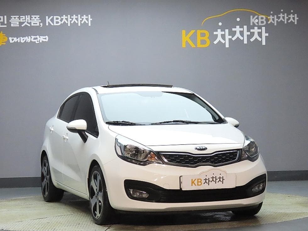 Kia All New Pride / Rio1.6 GDI Sedan Prestige - 3