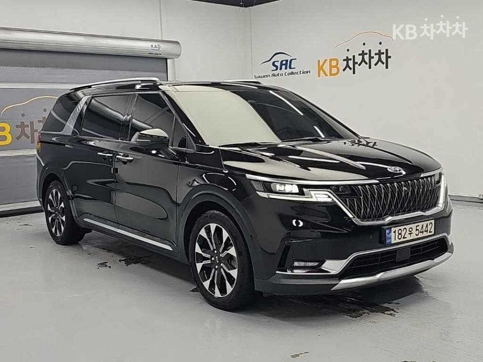 Kia Carnival 4th generationD2.2 7-seater (Limousine) Signature - 4