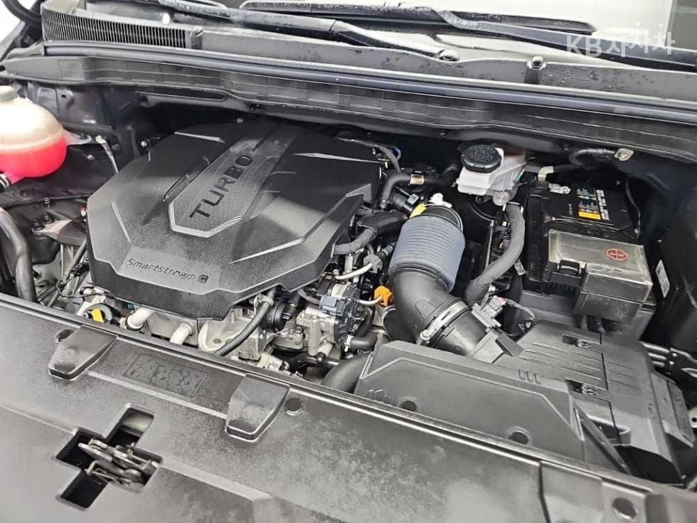 Kia Carnival 4th generationD2.2 7-seater (Limousine) Signature - 5